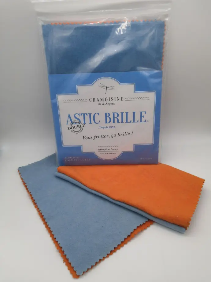 Chamoisine imprégnée pour désoxyder l'argent